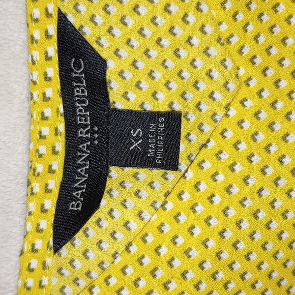 Pretty Yellow Patterned Camisole by Banana Republic Women's size XS - Picture 3 of 11